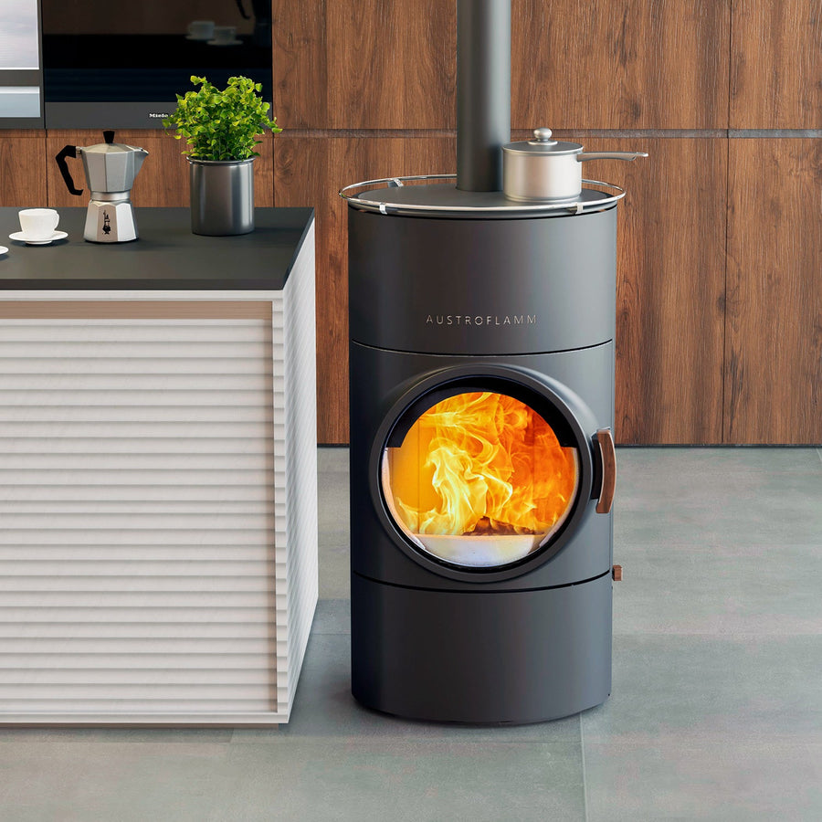 Austroflamm Clou compact Cook Kaminofen 6 kW mit Guss-Kochplatte RR oben